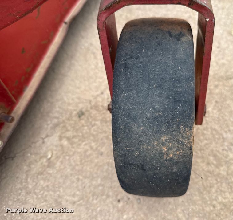 image for item HI9379 Toro Groundsmaster 328-D lawn mower