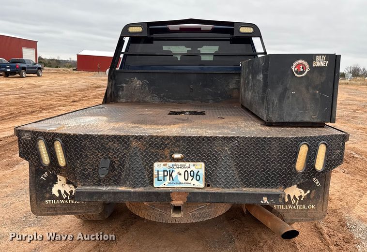 image for item HI9397 2021 Chevrolet Silverado 2500HD Crew Cab flatbed pickup truck