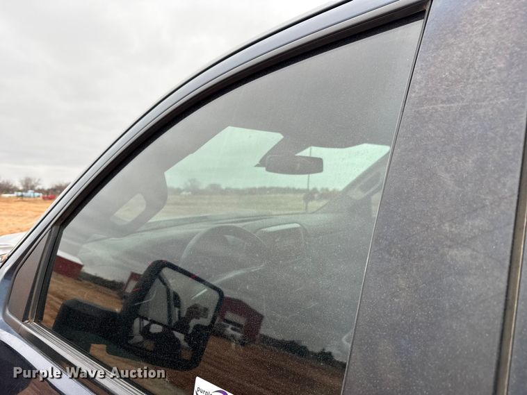 image for item HI9397 2021 Chevrolet Silverado 2500HD Crew Cab flatbed pickup truck