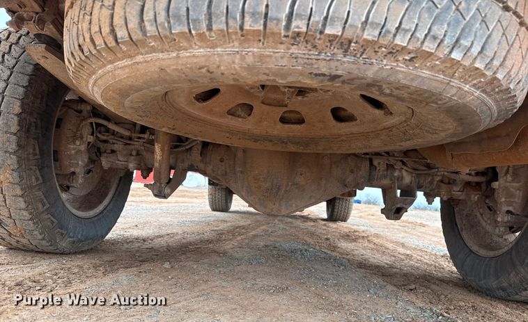 image for item HI9397 2021 Chevrolet Silverado 2500HD Crew Cab flatbed pickup truck