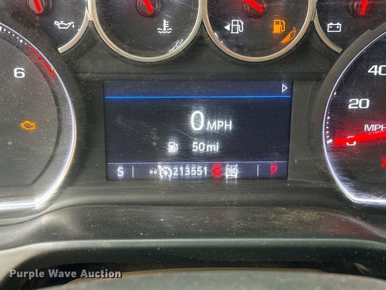 image for item HI9397 2021 Chevrolet Silverado 2500HD Crew Cab flatbed pickup truck