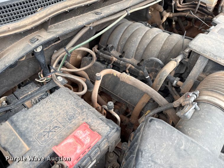 image for item HI9397 2021 Chevrolet Silverado 2500HD Crew Cab flatbed pickup truck