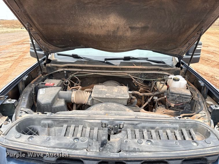 image for item HI9397 2021 Chevrolet Silverado 2500HD Crew Cab flatbed pickup truck