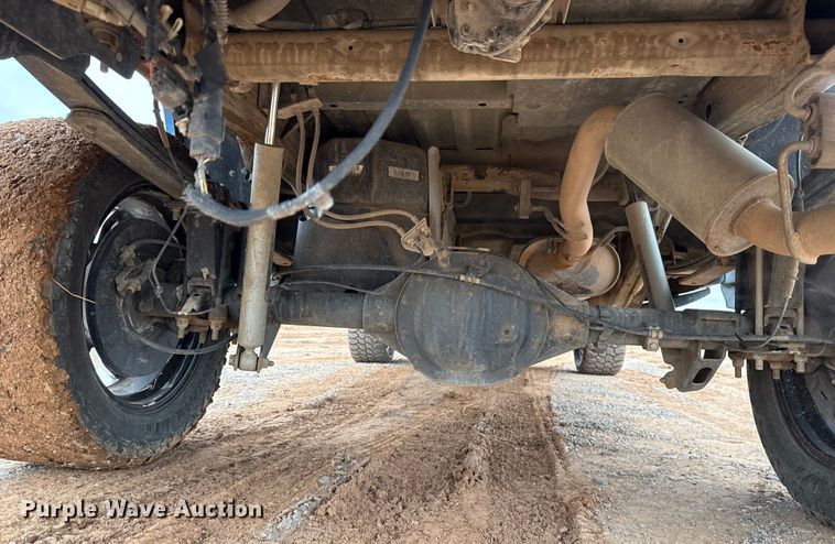 image for item HI9399 2018 Chevrolet Silverado 1500 Crew Cab pickup truck