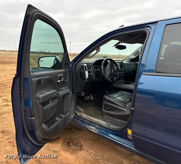 image for item HI9399 2018 Chevrolet Silverado 1500 Crew Cab pickup truck