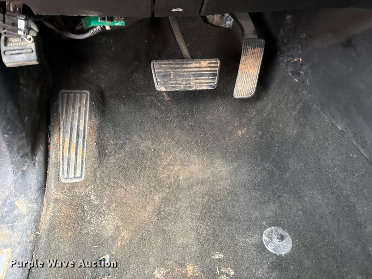 image for item HI9399 2018 Chevrolet Silverado 1500 Crew Cab pickup truck