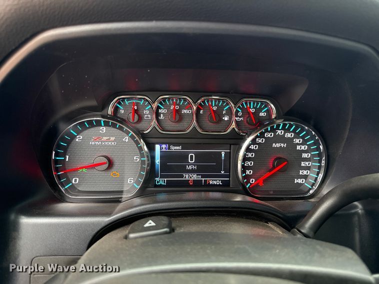 image for item HI9399 2018 Chevrolet Silverado 1500 Crew Cab pickup truck