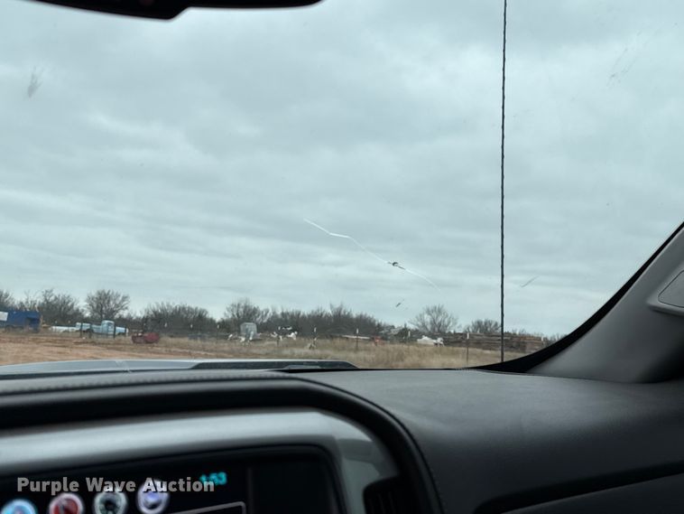 image for item HI9399 2018 Chevrolet Silverado 1500 Crew Cab pickup truck