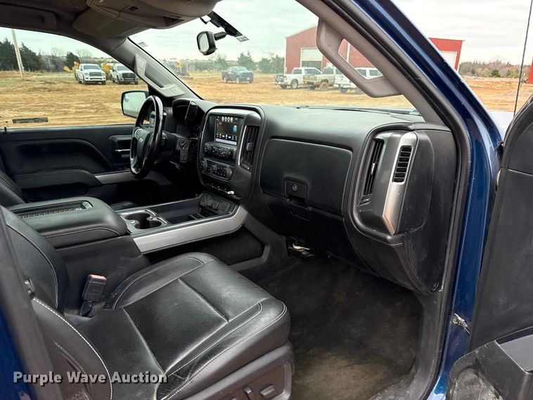 image for item HI9399 2018 Chevrolet Silverado 1500 Crew Cab pickup truck