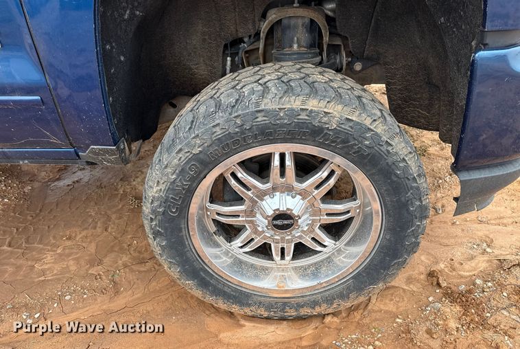 image for item HI9399 2018 Chevrolet Silverado 1500 Crew Cab pickup truck