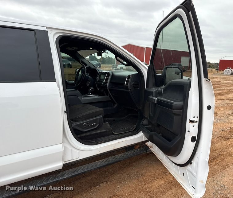 image for item HI9400 2015 Ford F150 SuperCrew pickup truck