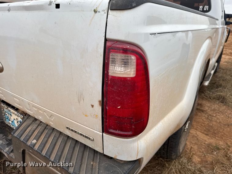 image for item HI9401 2012 Ford F250 Super Duty SuperCab pickup truck