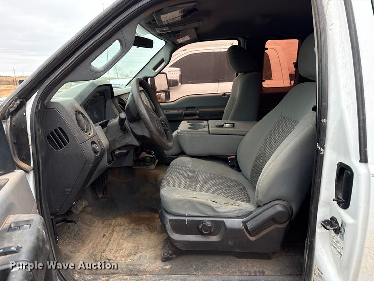 image for item HI9401 2012 Ford F250 Super Duty SuperCab pickup truck