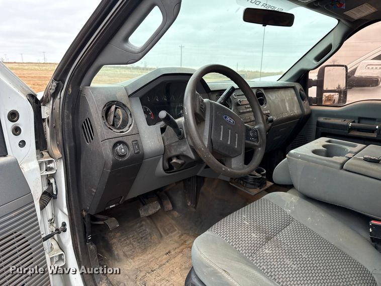 image for item HI9401 2012 Ford F250 Super Duty SuperCab pickup truck