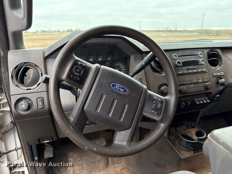 image for item HI9401 2012 Ford F250 Super Duty SuperCab pickup truck