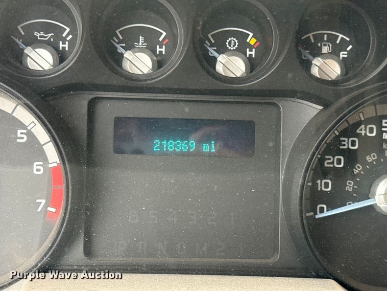 image for item HI9401 2012 Ford F250 Super Duty SuperCab pickup truck