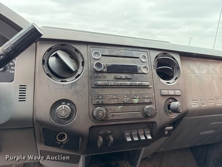 image for item HI9401 2012 Ford F250 Super Duty SuperCab pickup truck