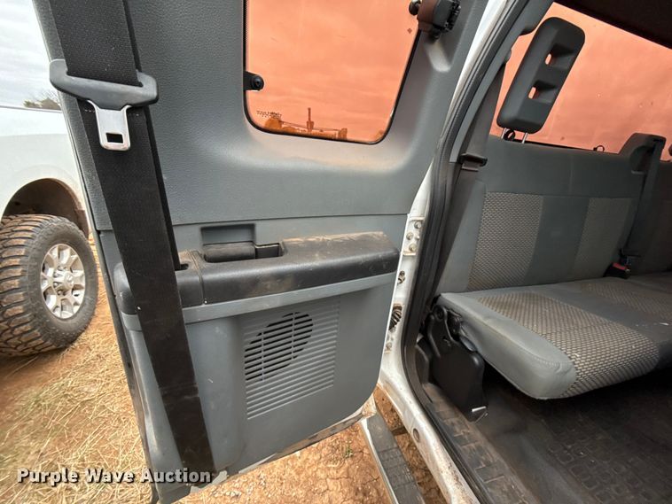 image for item HI9401 2012 Ford F250 Super Duty SuperCab pickup truck