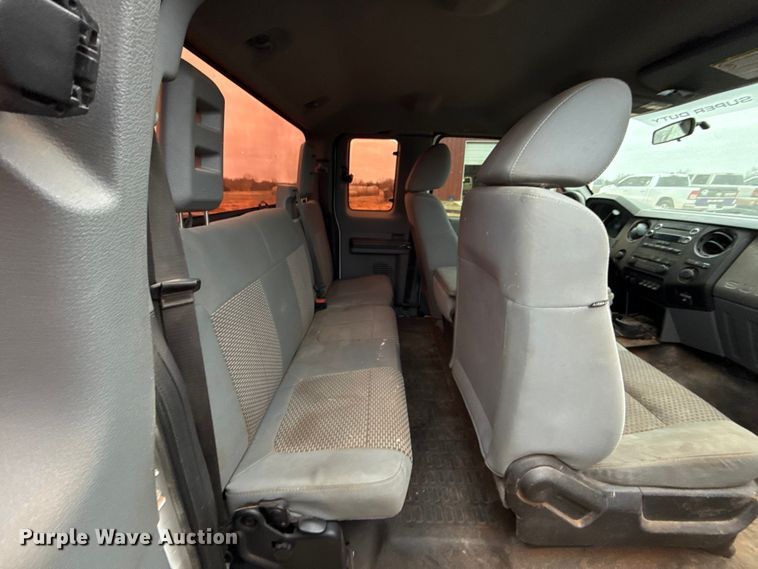 image for item HI9401 2012 Ford F250 Super Duty SuperCab pickup truck