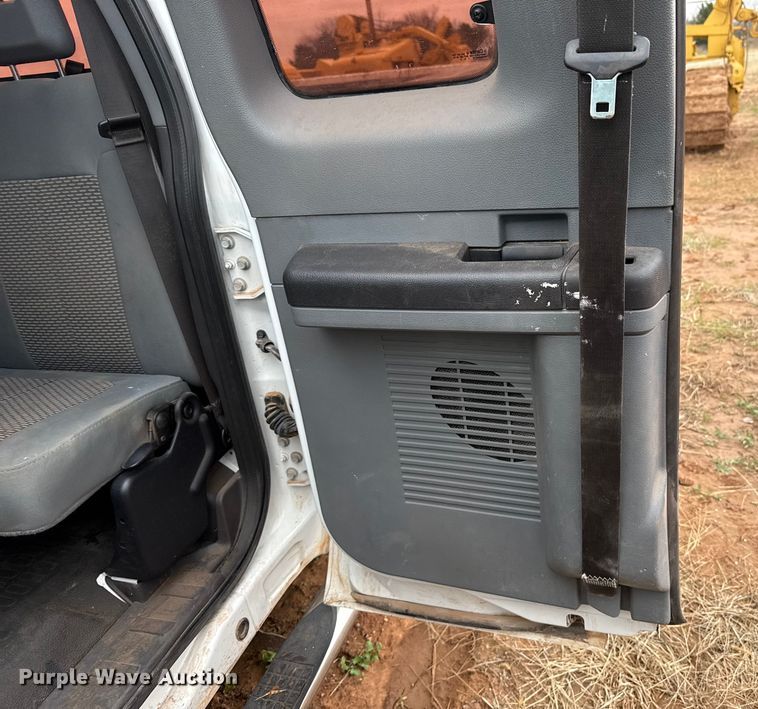 image for item HI9401 2012 Ford F250 Super Duty SuperCab pickup truck