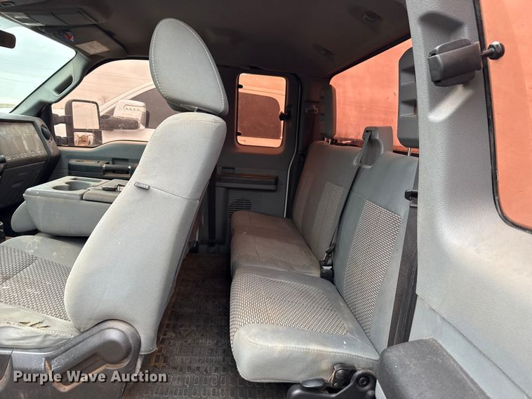 image for item HI9401 2012 Ford F250 Super Duty SuperCab pickup truck