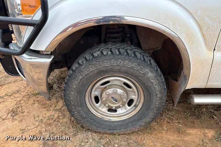 image for item HI9401 2012 Ford F250 Super Duty SuperCab pickup truck