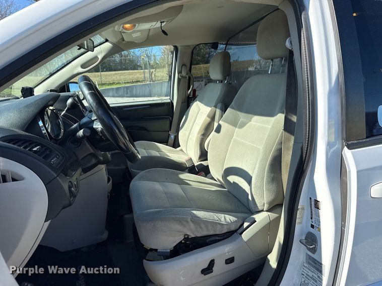 image for item HI9403 2017 Dodge Grand Caravan handicap accessible van