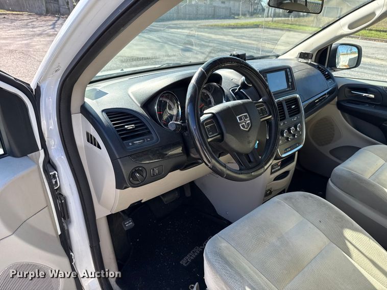 image for item HI9403 2017 Dodge Grand Caravan handicap accessible van