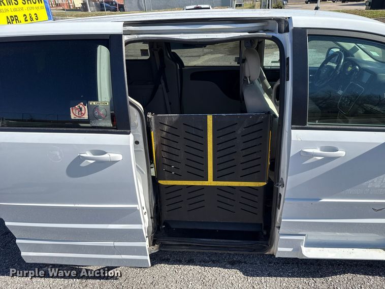image for item HI9403 2017 Dodge Grand Caravan handicap accessible van