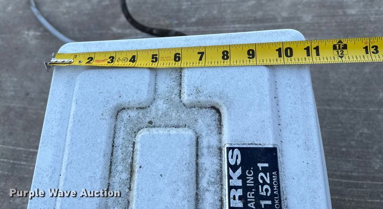 image for item HI9404 Savaire VOC18H2 AC unit