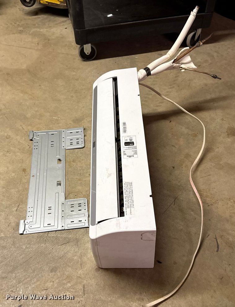 image for item HI9404 Savaire VOC18H2 AC unit