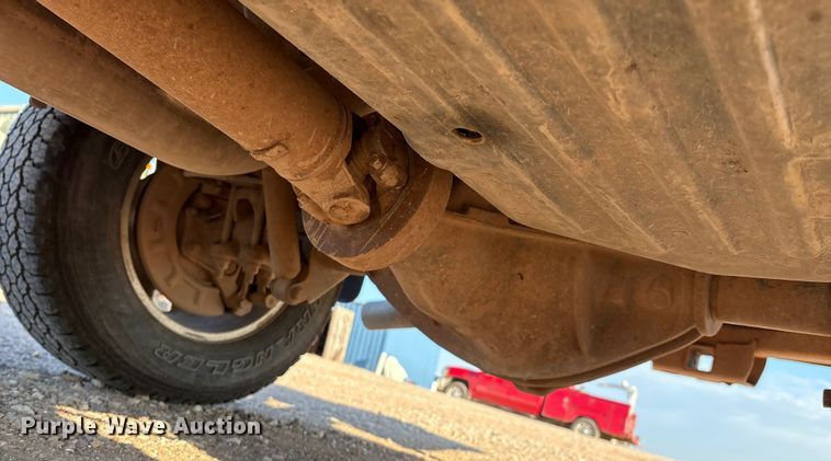 image for item IE9190 2011 Chevrolet Silverado 3500HD Crew Cab pickup truck