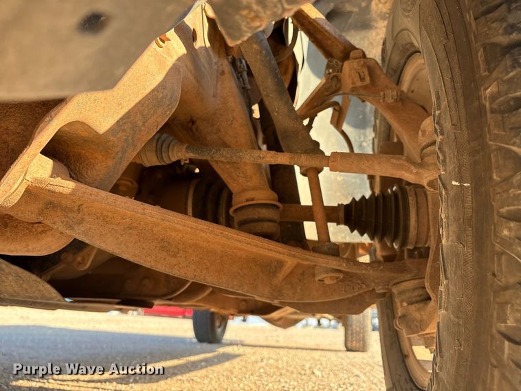 image for item IE9190 2011 Chevrolet Silverado 3500HD Crew Cab pickup truck