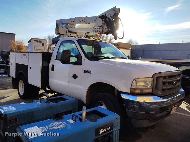 CAMIóN CON CANASTILLA 2002 FORD ALTEC