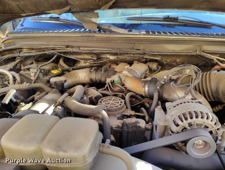 image for item IH9356 2002 Ford F550 Super Duty bucket truck