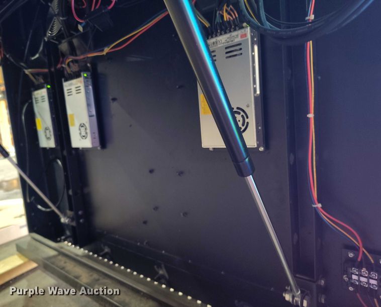 image for item IH9357 (2) DCI message boards