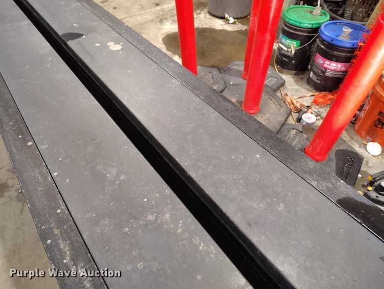 image for item IH9358 (2) DCI message boards