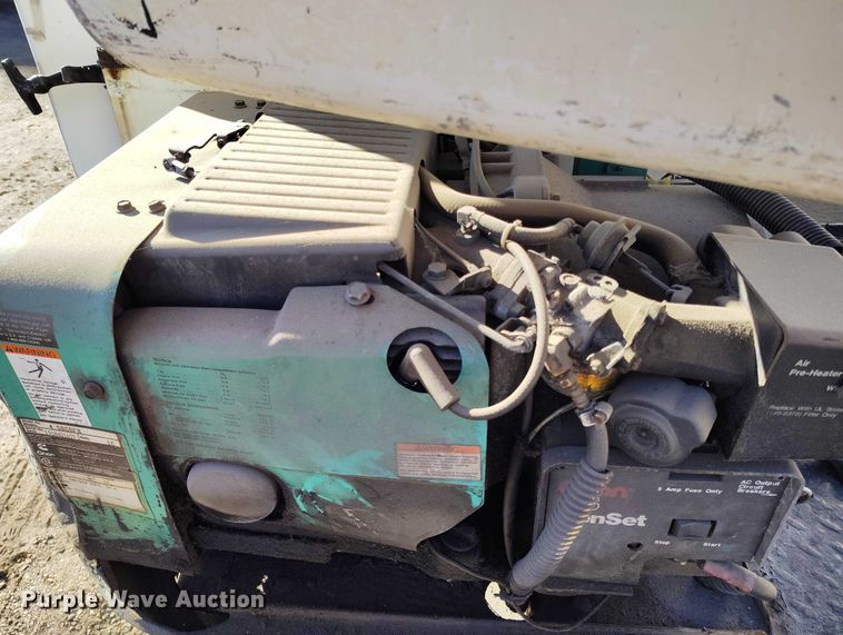 image for item IH9359 1992 Ford F350 bucket truck