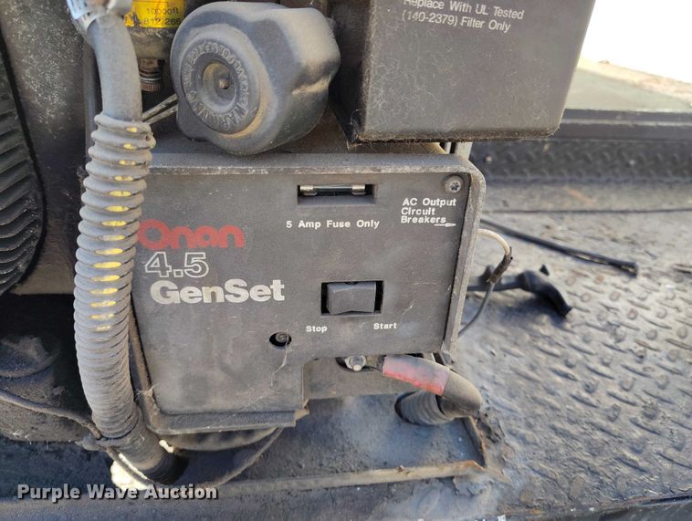 image for item IH9359 1992 Ford F350 bucket truck