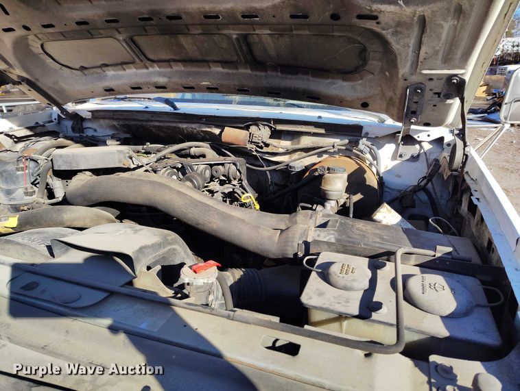 image for item IH9359 1992 Ford F350 bucket truck