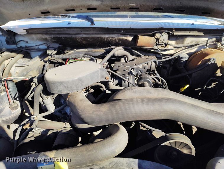 image for item IH9359 1992 Ford F350 bucket truck