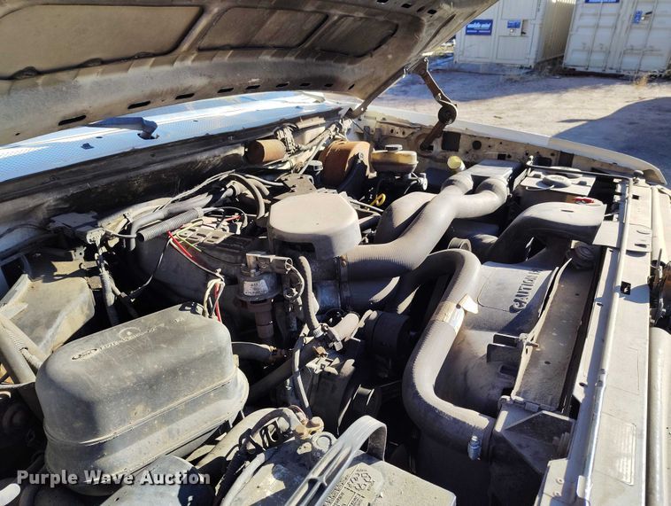 image for item IH9359 1992 Ford F350 bucket truck