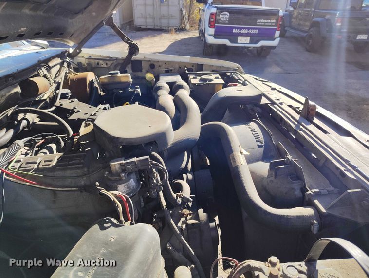 image for item IH9359 1992 Ford F350 bucket truck