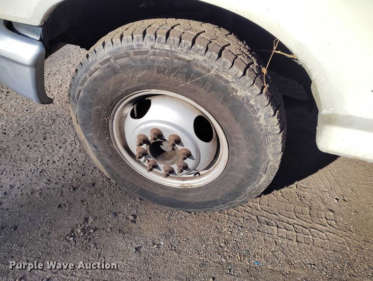 image for item IH9359 1992 Ford F350 bucket truck