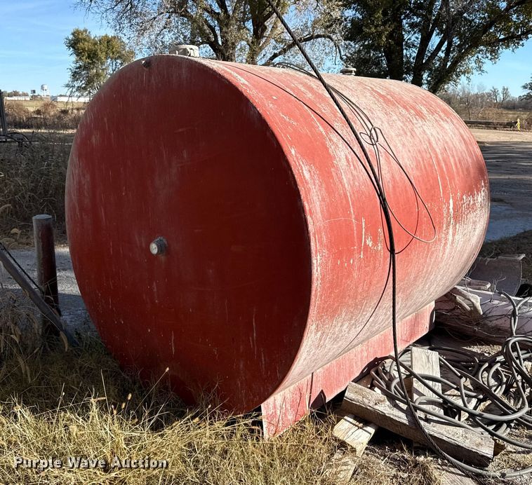 image for item NA9869 Fuel tank