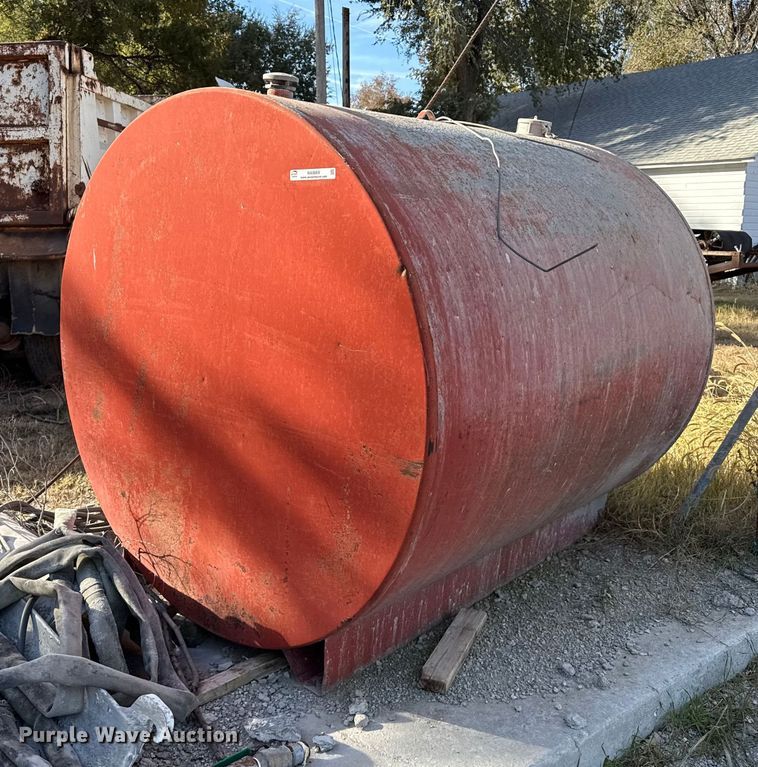 image for item NA9869 Fuel tank