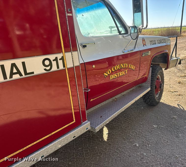 image for item NA9879 1983 GMC Sierra Classic 3500 brush fire truck