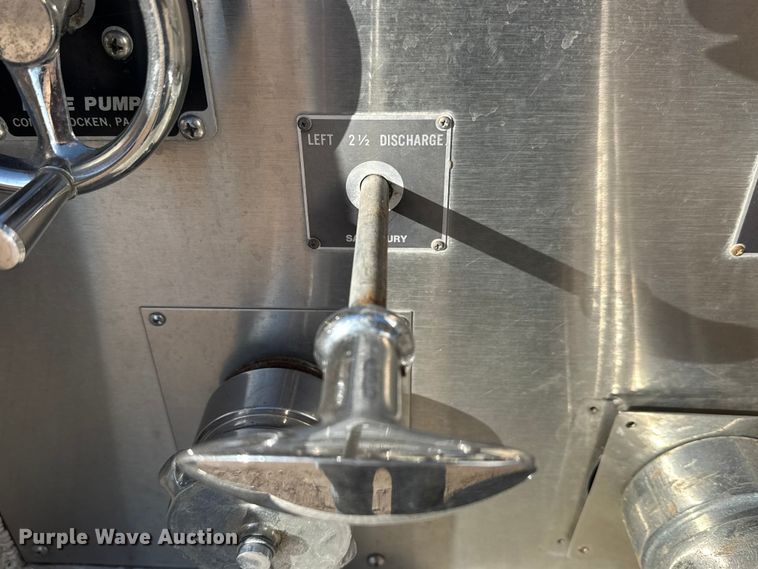 image for item NA9879 1983 GMC Sierra Classic 3500 brush fire truck