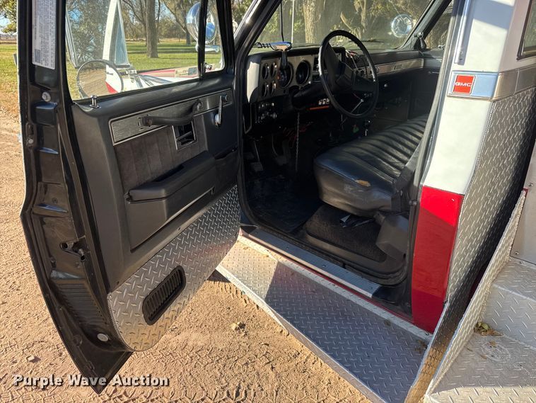 image for item NA9879 1983 GMC Sierra Classic 3500 brush fire truck