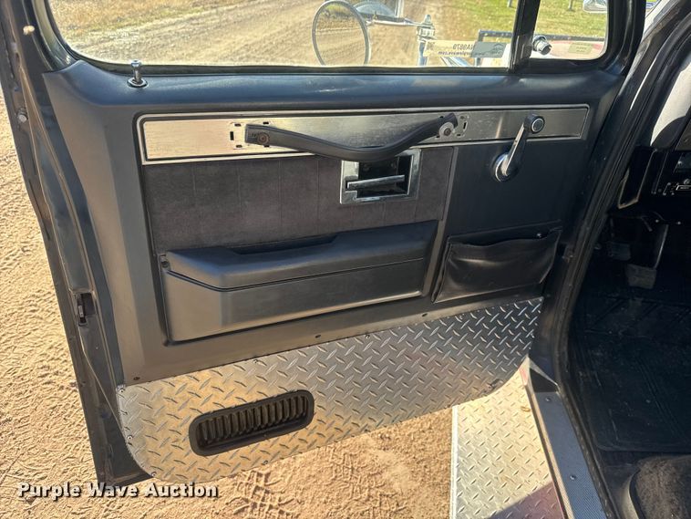 image for item NA9879 1983 GMC Sierra Classic 3500 brush fire truck